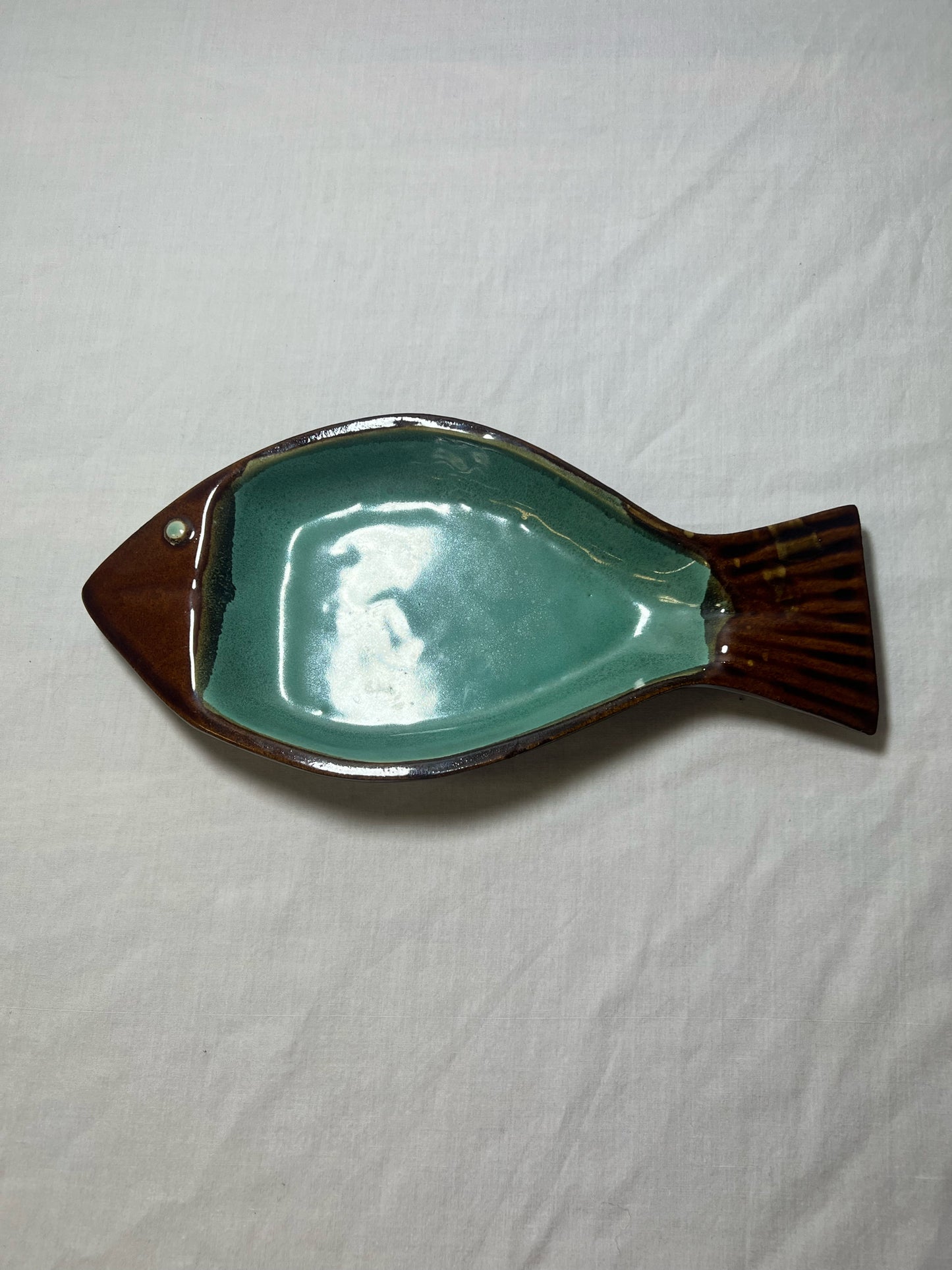 Country Fare/Zanesville pottery fish dish