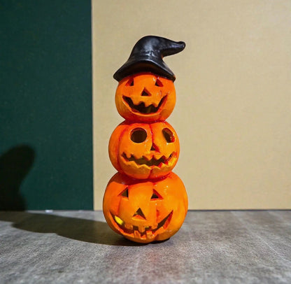 Black Hat Stack O' Jack-o-lantern LED light