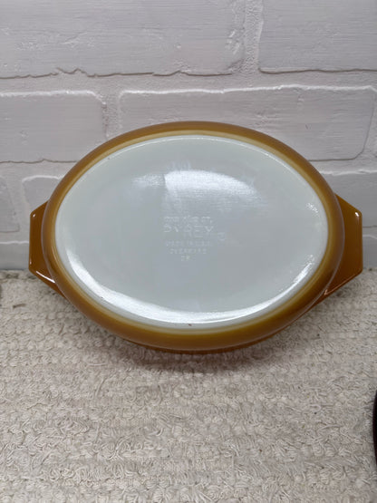 Pyrex Old Orchard 1.5 QT Oval Lidded Casserole Dish
