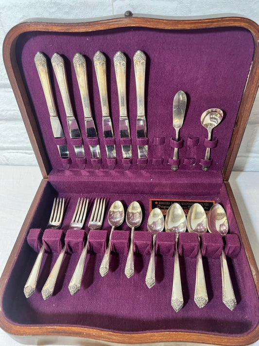 Rogers silver plated silverware set