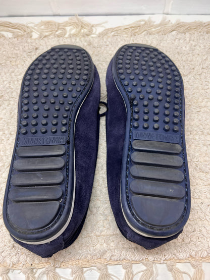 Shoe Size 9 Minnetonka  Moccasins Navy blue Suede