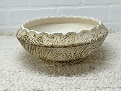McCoy shallow bulb planter 1960's gold and cream bark pattern