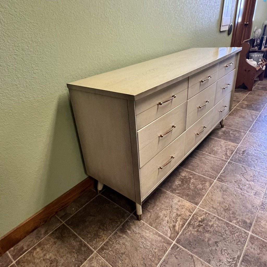 MCM White/Blonde Stained 9-Drawer Dresser