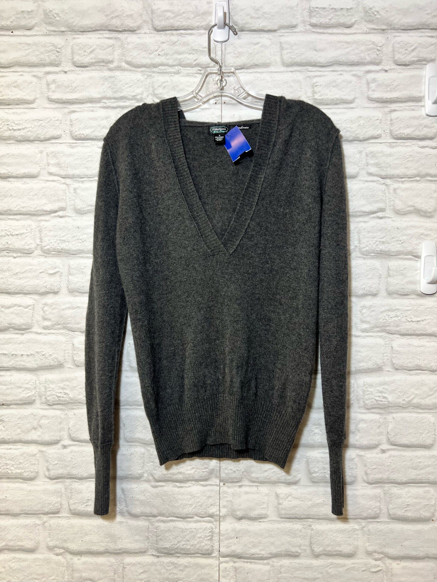 Size M Maurice's Used Sweater