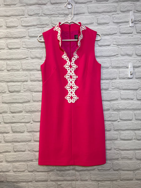 Size 8 Vince Camuto Pink Retro Inspired Sheath Dress w/ Lacy Trim