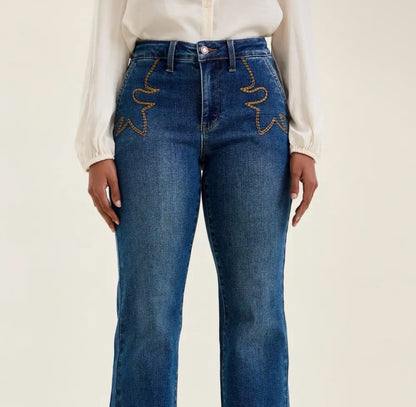 Judy Blue Daisy Bootcut Jeans in Saddle Blue w/ Cowboy Boot Stitching