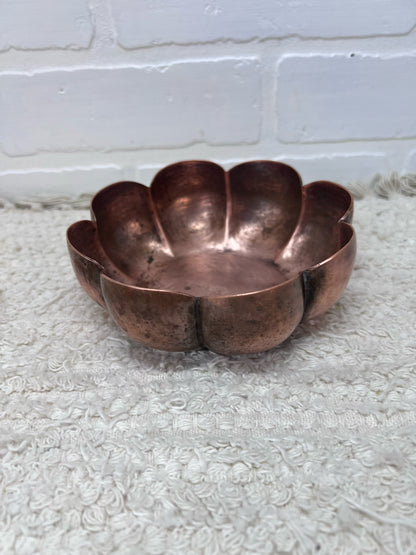 Vintage Mid-Century Hand Hammered Copper Bowl - Mexio
