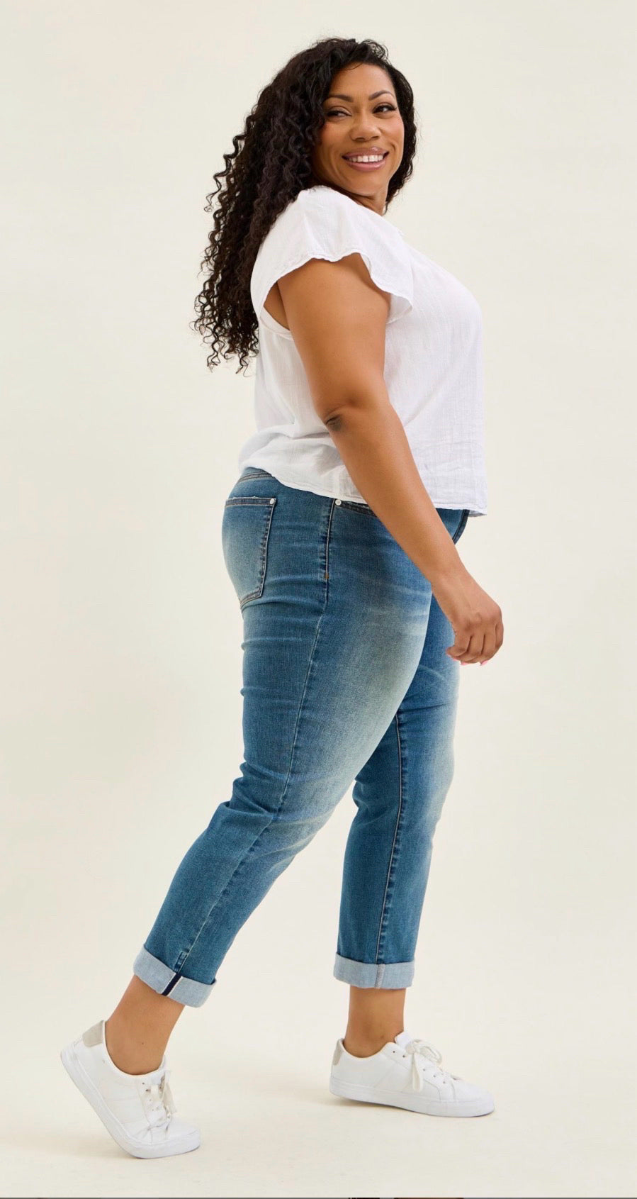 Judy Blue Mid Rise Boyfriend Jeans with Cool Denim Sorbtek Fabric & Crossback Belt Loops – Style 881089