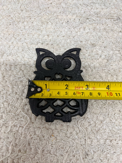 Vintage Owl Trivet Set - 4 four inch metal owls