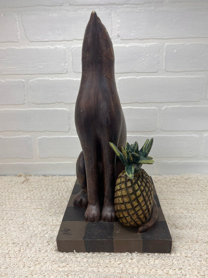 David Harden cat with pineapple statue